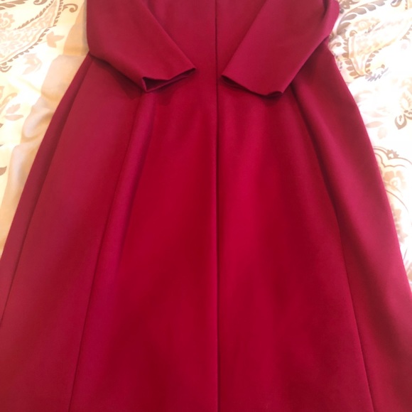 Stunning red dress - Picture 8 of 8